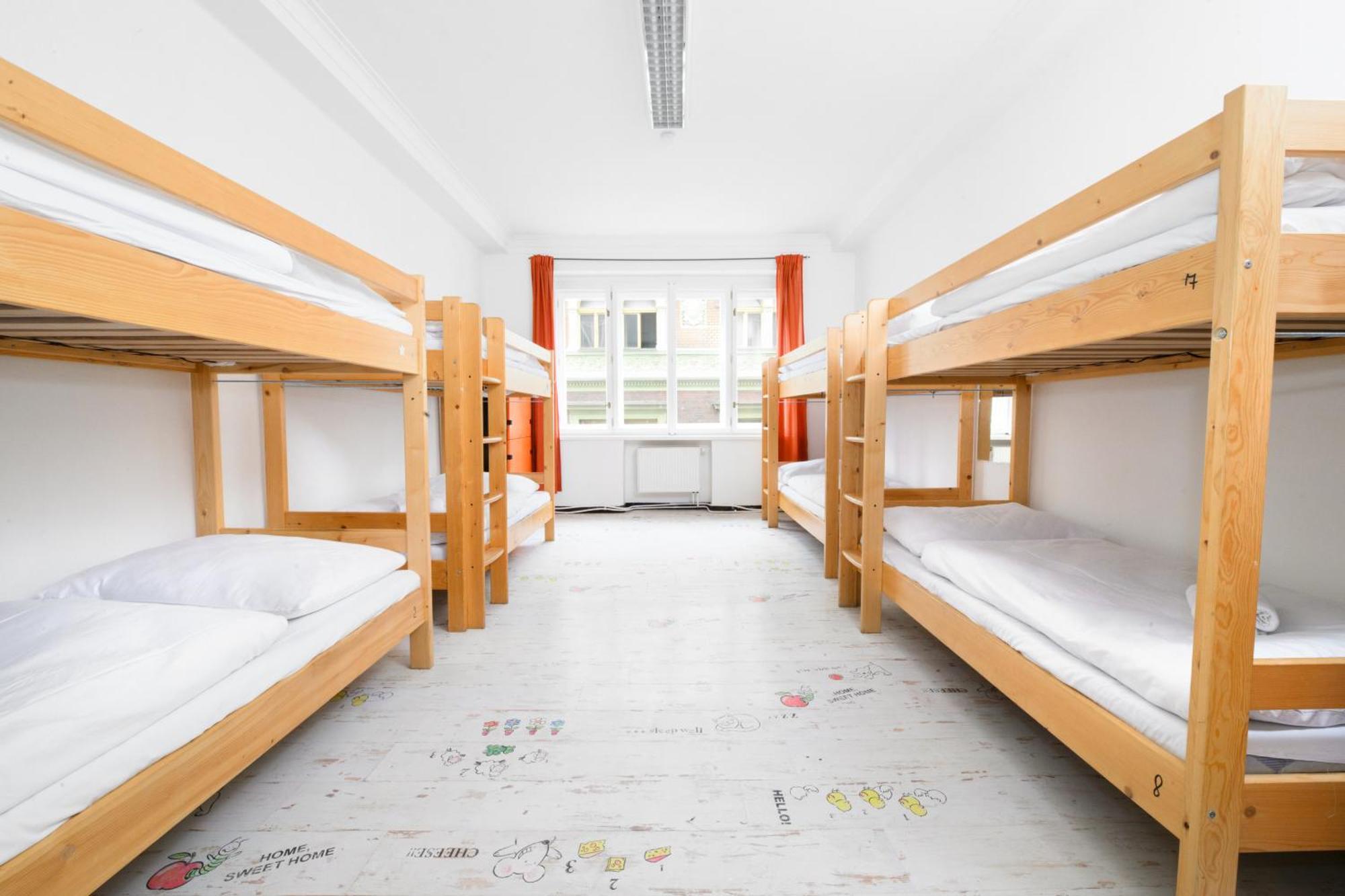 Benedikt City Center Hostel Prague Exterior photo
